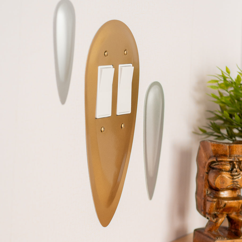 Warp! Retro Wall Plates