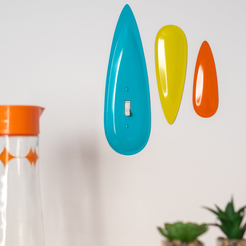 Warp! Retro Wall Plates